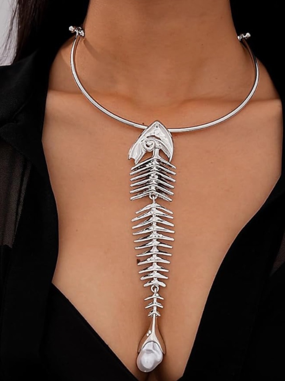 Silver Tide Pearl Fishbone Necklace